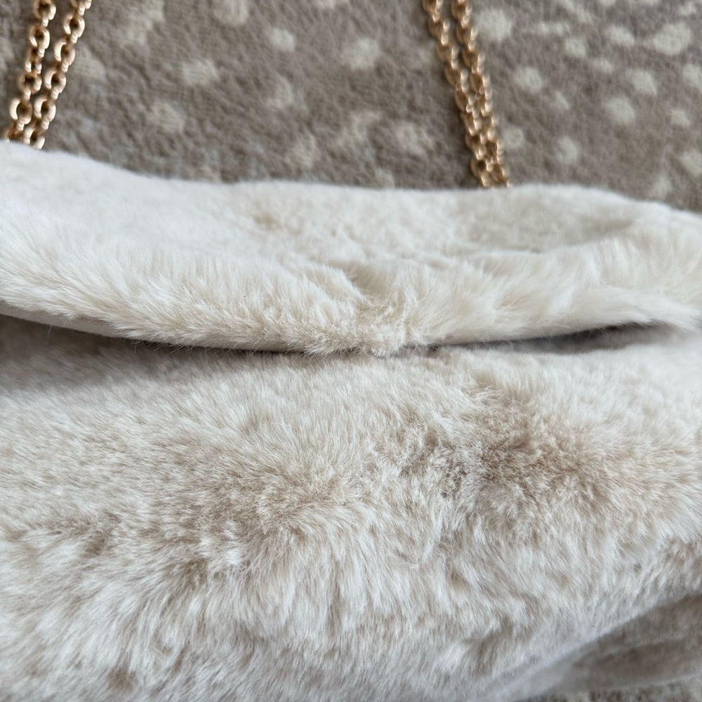 H&M faux fur gold chain shoulder bag Elegant Cream Faux Fur Shoulder Bag nwot - Picture 6 of 14